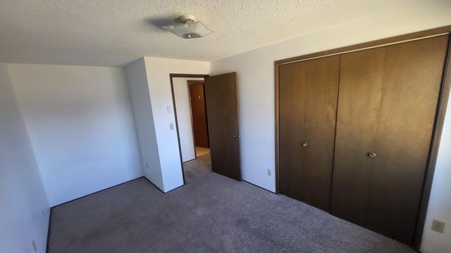 2926 SW 23rd Street, Redmond, OR 97756