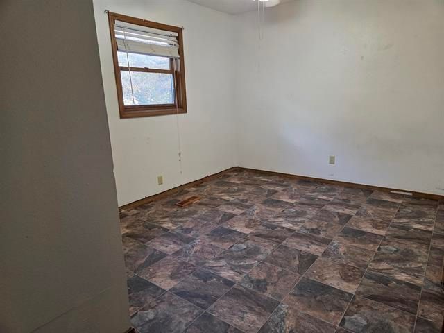 156 Pottawattamie Drive, Cherokee Village, AR 72529