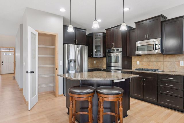 15376 Plumstone Drive, Eden Prairie, MN 55347