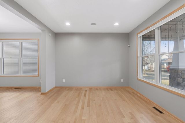 15376 Plumstone Drive, Eden Prairie, MN 55347