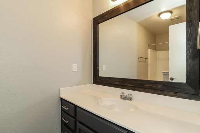 1118 Cedar Ridge Lane, Burleson, TX 76028