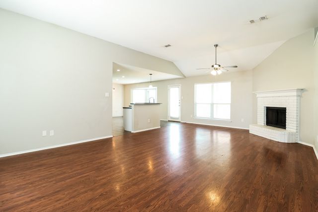 1118 Cedar Ridge Lane, Burleson, TX 76028