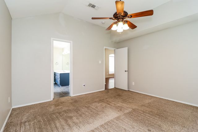 1118 Cedar Ridge Lane, Burleson, TX 76028