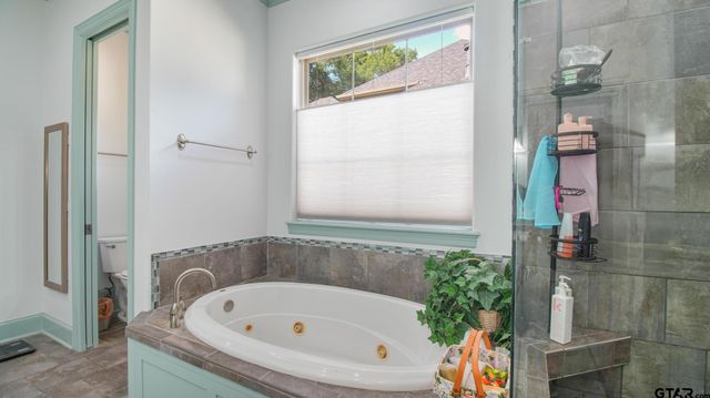 3784 Southwood Dr, Tyler, TX 75707