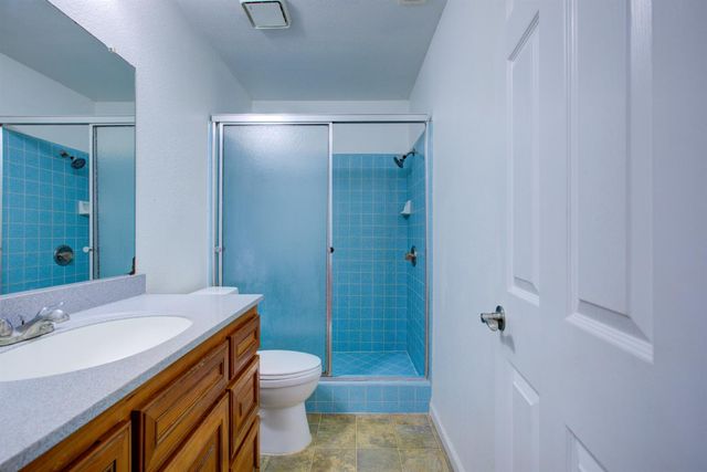 411 N santa monica, Los Banos, CA 93635