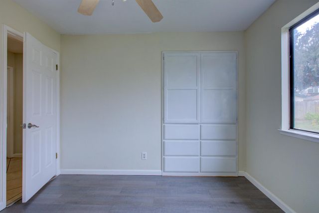 411 N santa monica, Los Banos, CA 93635