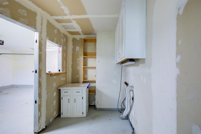 411 N santa monica, Los Banos, CA 93635