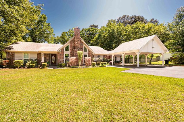 133 Allen Dr, Monticello, AR 71655