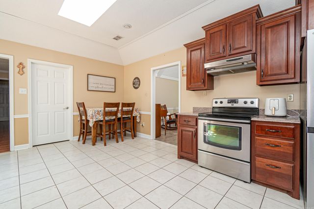 133 Allen Dr, Monticello, AR 71655