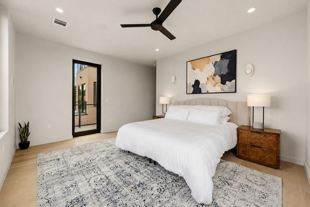 1403 Barton Hills DR 2, Austin, TX 78704