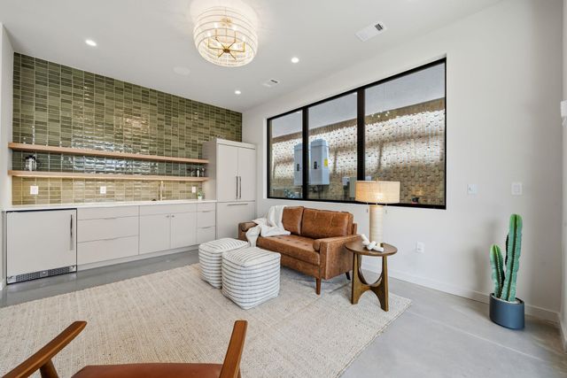 1403 Barton Hills DR 2, Austin, TX 78704