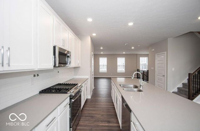 7276 Zanesville Road, Carmel, IN 46033