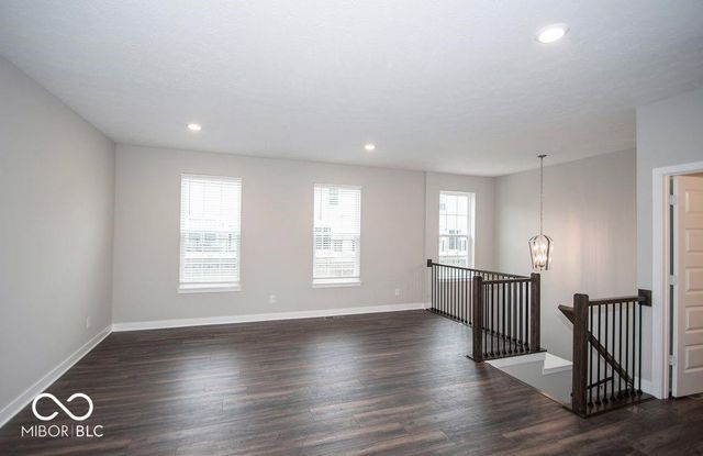 7276 Zanesville Road, Carmel, IN 46033