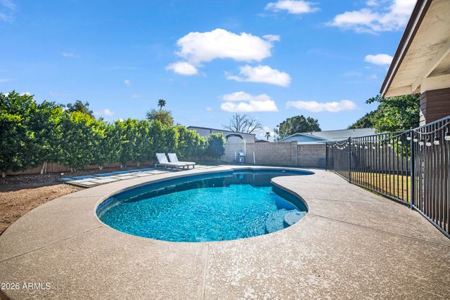 3651 W AIRE LIBRE Avenue, Phoenix, AZ 85053