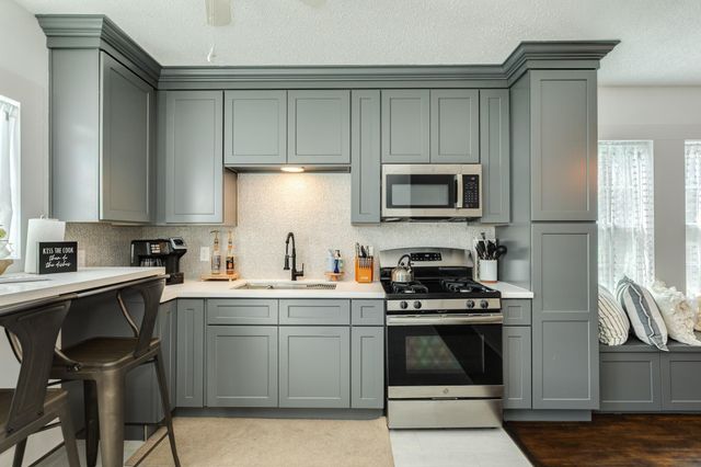 4417 Avenue R, Galveston, TX 77550