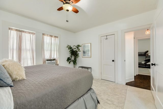 4417 Avenue R, Galveston, TX 77550