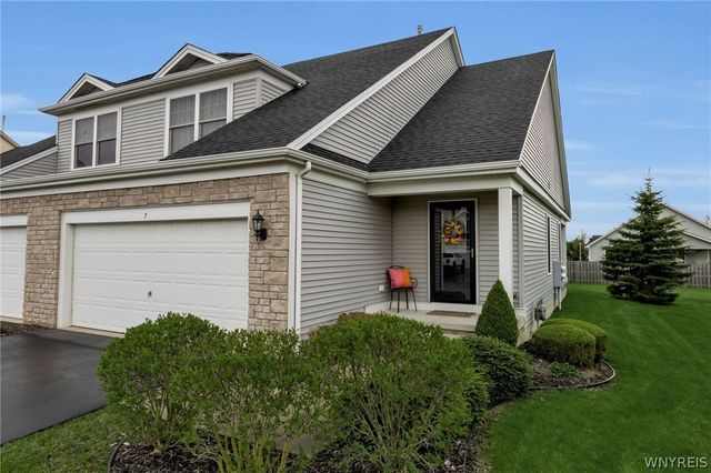 7 Cumberland Street, Lancaster, NY 14086