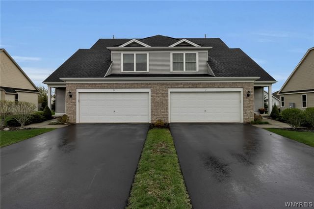7 Cumberland Street, Lancaster, NY 14086