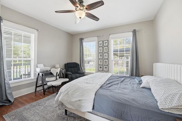 1215 Main Street, Richmond, TX 77469