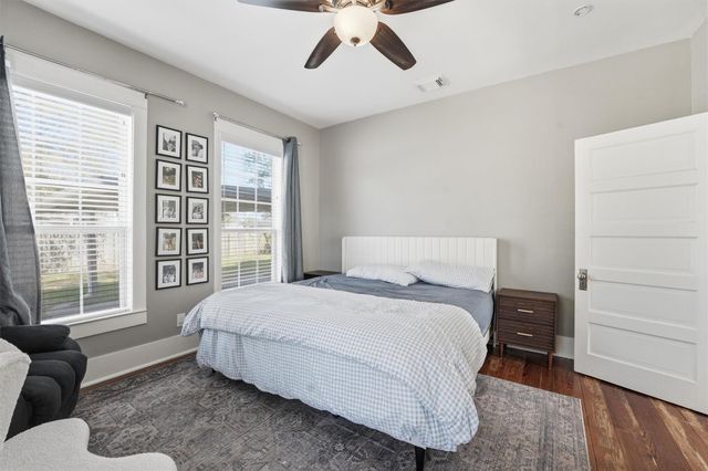 1215 Main Street, Richmond, TX 77469