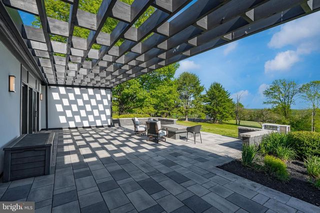 1506 PLEASANT VIEW RD, Coopersburg, PA 18036
