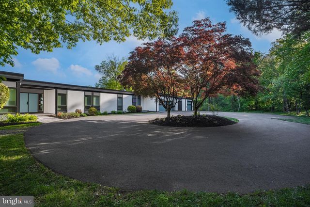 1506 PLEASANT VIEW RD, Coopersburg, PA 18036
