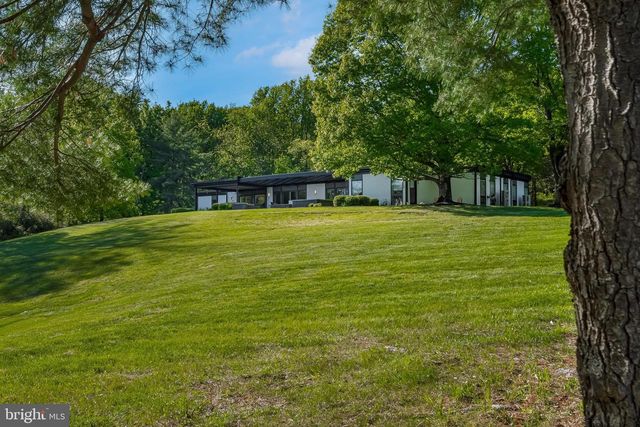 1506 PLEASANT VIEW RD, Coopersburg, PA 18036
