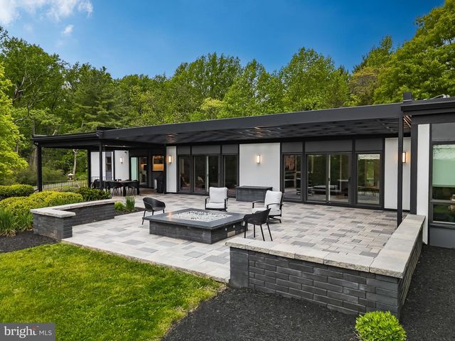 1506 PLEASANT VIEW RD, Coopersburg, PA 18036