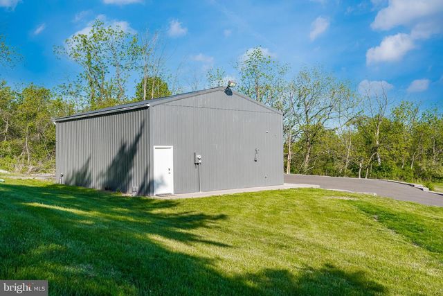 1506 PLEASANT VIEW RD, Coopersburg, PA 18036