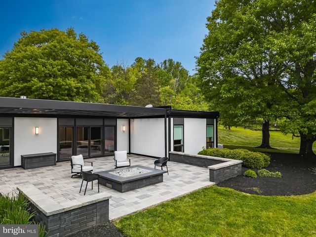1506 PLEASANT VIEW RD, Coopersburg, PA 18036