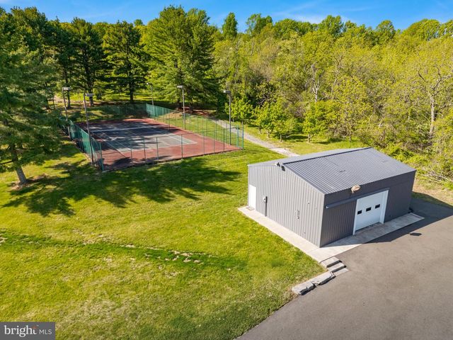 1506 PLEASANT VIEW RD, Coopersburg, PA 18036