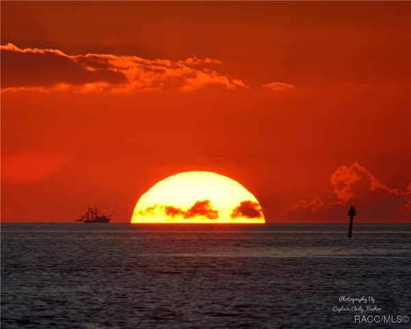 9 Cypress Lane, Inglis, FL 34449