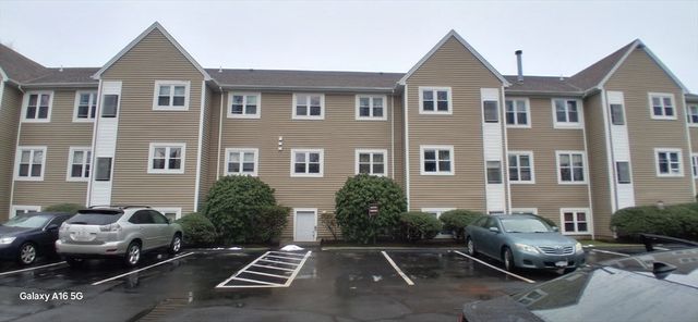 35 Longworth Ave 25, Brockton, MA 02301