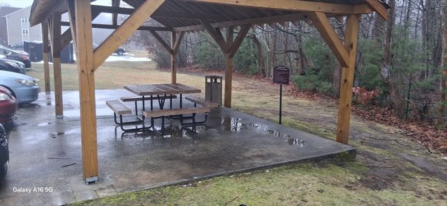 35 Longworth Ave 25, Brockton, MA 02301