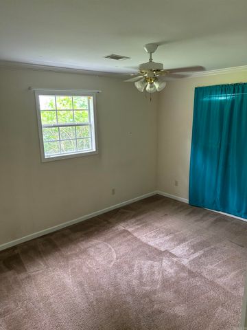 1006 Austin St, Camden, AR 71701