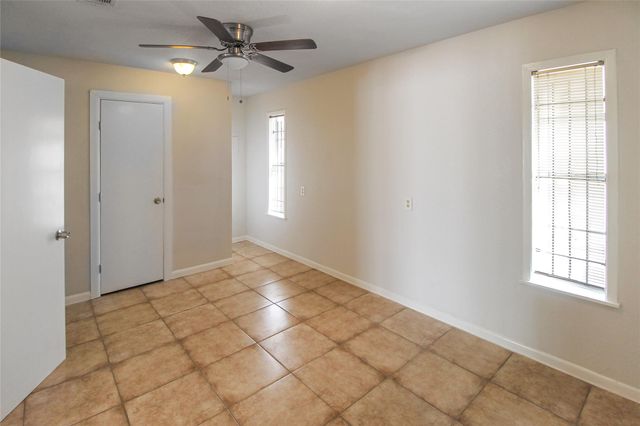 10322 Nold Drive, Houston, TX 77016