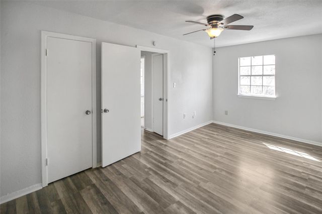 10322 Nold Drive, Houston, TX 77016