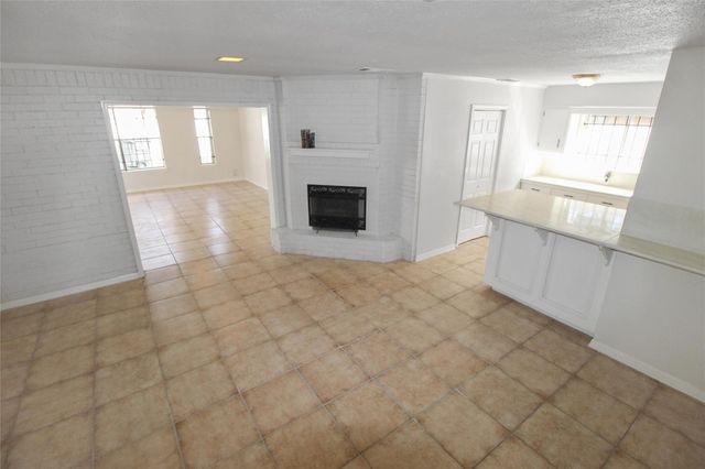 10322 Nold Drive, Houston, TX 77016