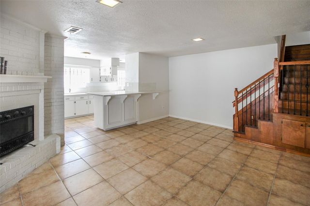10322 Nold Drive, Houston, TX 77016