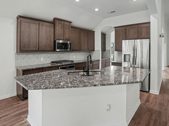 113 Brighton Drive, Desoto, TX 75115