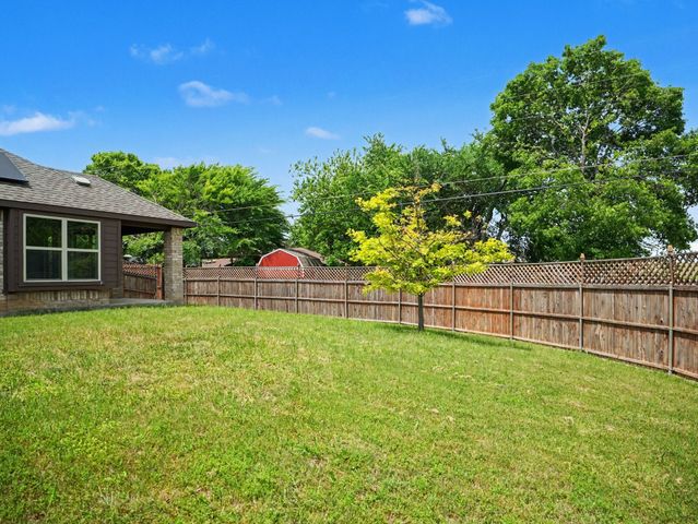 113 Brighton Drive, Desoto, TX 75115
