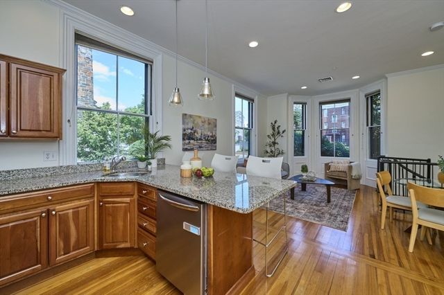 400 Broadway 3, Somerville, MA 02145