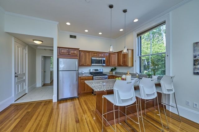 400 Broadway 3, Somerville, MA 02145