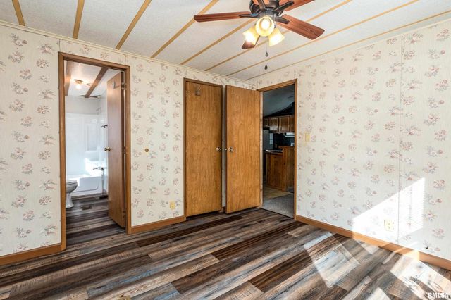 2961 N Rocky Comfort Road, Makanda, IL 62958