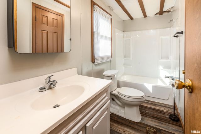 2961 N Rocky Comfort Road, Makanda, IL 62958