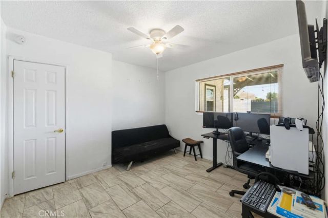 1104 W W Avenue J10, Lancaster, CA 93534