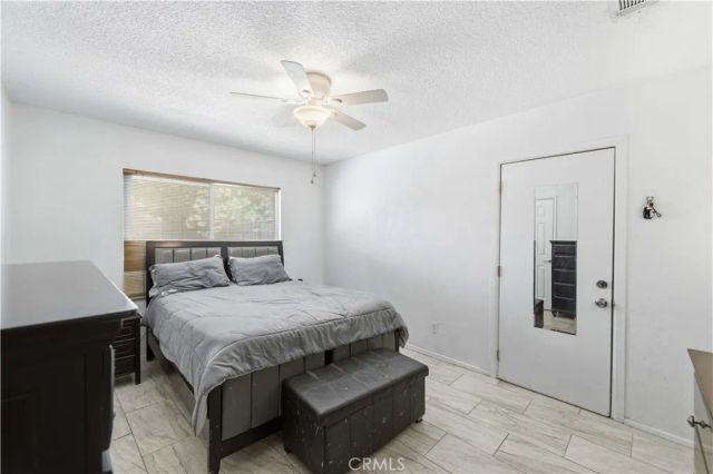 1104 W W Avenue J10, Lancaster, CA 93534