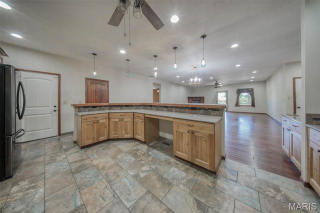 283 Broken Post Drive, Richland, MO 65556