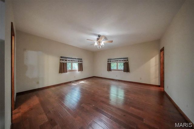 283 Broken Post Drive, Richland, MO 65556