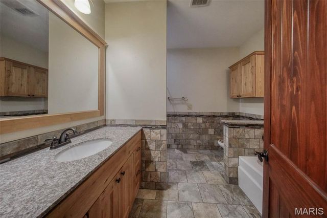 283 Broken Post Drive, Richland, MO 65556